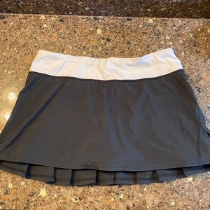 Lulu lemon skirt